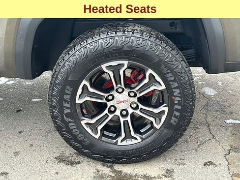 Certified 2024 GMC Canyon AT4 AWD/4WD image 10