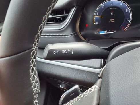 New 2025 Jeep Grand Cherokee L Altitude image 25