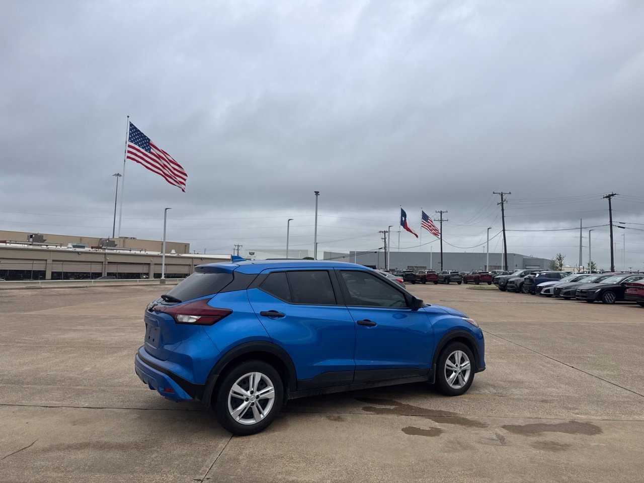 Used 2025 Nissan Kicks Play S FWD image 29