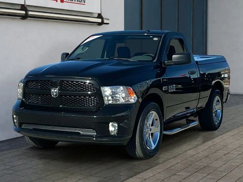 Used 2017 RAM 1500 Express image 6