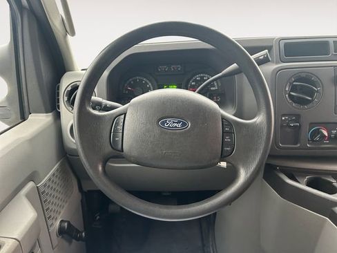 Used 2019 Ford E-350 and Econoline 350 Super Duty RWD image 12