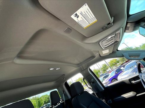 Used 2025 GMC Sierra 1500 Pro w/ Pro Value Package image 24