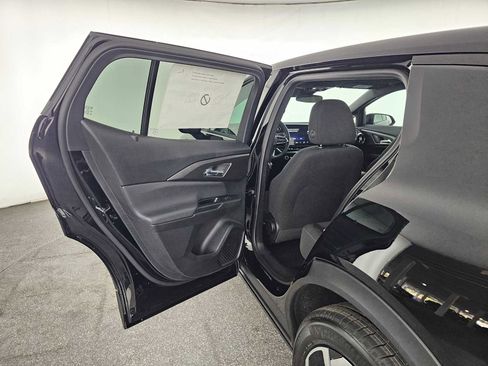 New 2026 Chevrolet Equinox EV LT image 15