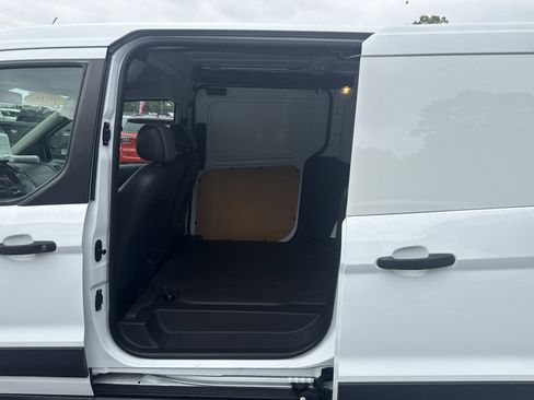 Used 2016 Ford Transit Connect XL FWD image 7