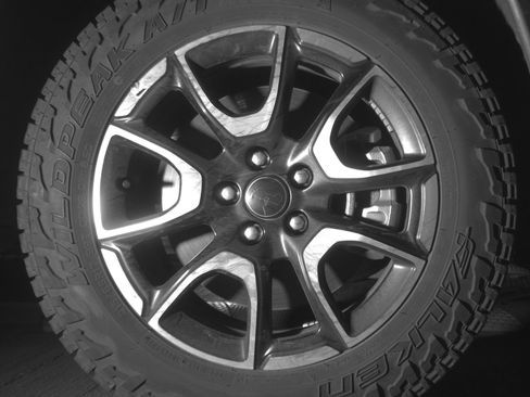 Used 2025 Jeep Compass Trailhawk AWD/4WD image 13