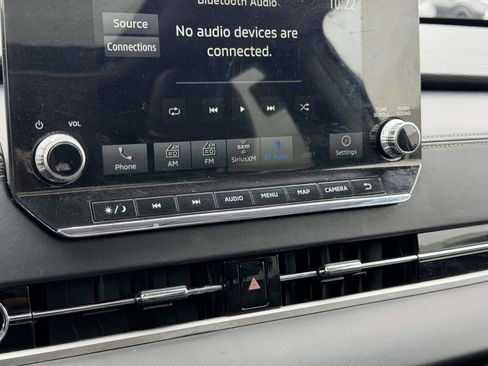 Used 2024 Mitsubishi Outlander FWD image 24