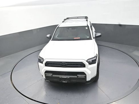 Used 2026 Toyota 4Runner SR5 AWD/4WD image 24