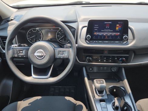 Used 2024 Nissan Rogue S AWD/4WD image 21