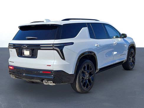 New 2026 Chevrolet Traverse RS image 5