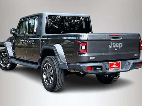 Used 2022 Jeep Gladiator Overland w/ Popular Equipment Package image 4