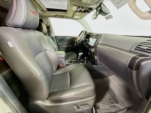 Certified 2023 Toyota 4Runner TRD Off-Road Premium w/ Off Road Premium Plus Package AWD/4WD image 28