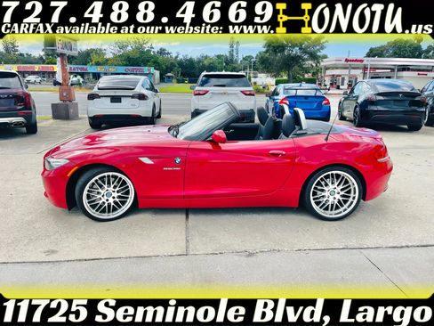 Used 2010 BMW Z4 sDrive35i image 8