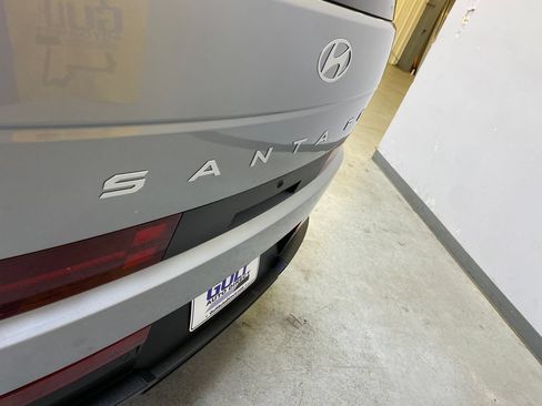 Used 2026 Hyundai Santa Fe SEL FWD image 18