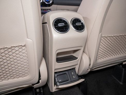 Certified 2025 Mercedes-Benz GLA 250 250 SUV image 24