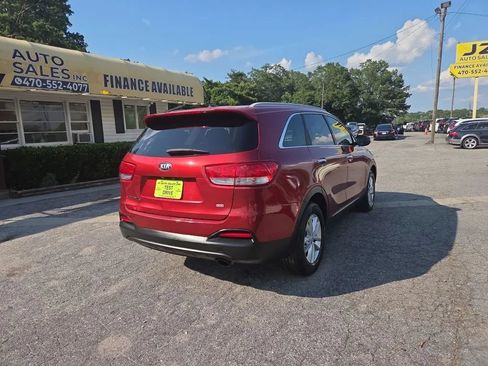 Used 2016 Kia Sorento FWD image 7