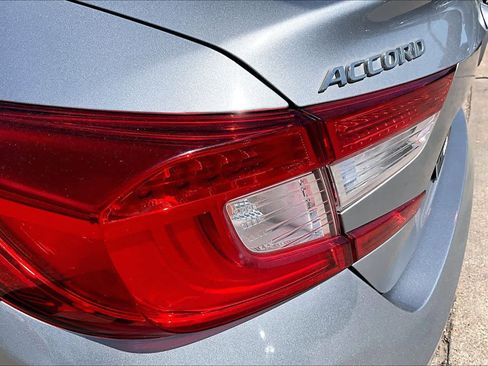 Used 2018 Honda Accord EX-L image 28