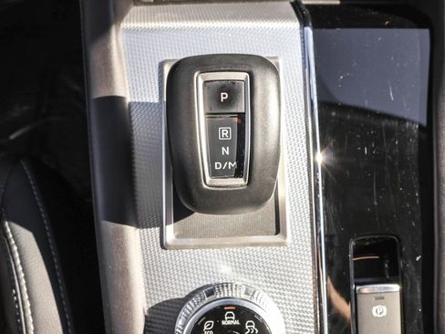 Used 2022 Mitsubishi Outlander SEL image 23