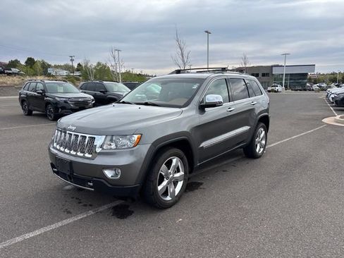 Used 2012 Jeep Grand Cherokee Overland Summit image 7