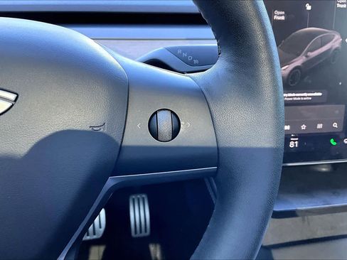 Used 2021 Tesla Model Y Performance image 25