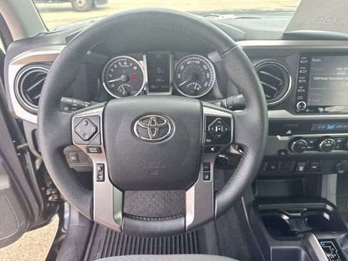 Used 2023 Toyota Tacoma SR5 RWD image 25
