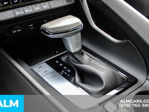 Used 2025 Hyundai Elantra Sport image 33