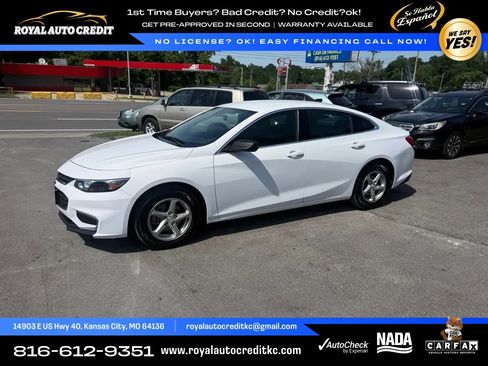Used 2018 Chevrolet Malibu LS FWD image 4