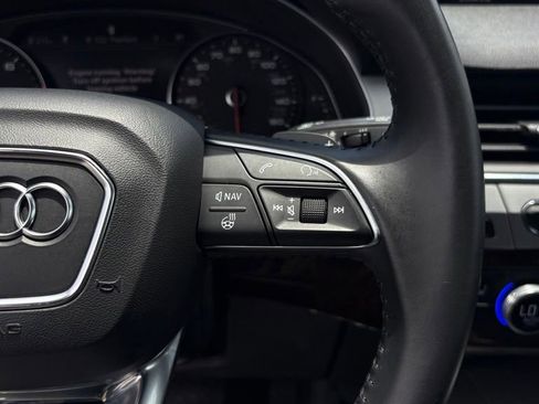 Used 2019 Audi Q7 2.0T Premium w/ Convenience Package AWD/4WD image 32