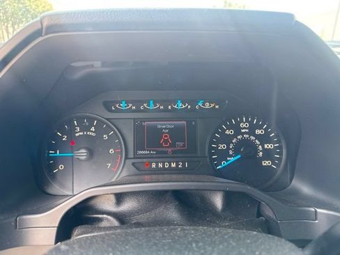 Used 2016 Ford F150 XL w/ Equipment Group 101A Mid RWD image 8