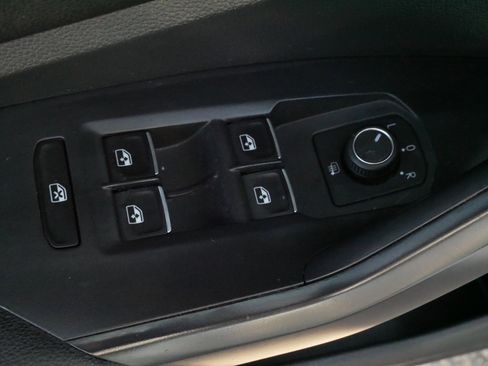 Used 2024 Volkswagen Jetta S image 19