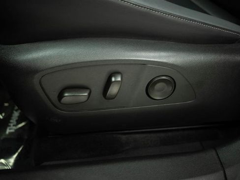 Used 2024 Honda Prologue Touring image 12