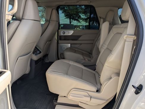 Used 2021 Lincoln Navigator L Reserve image 20