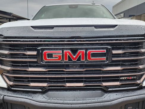 New 2026 GMC Sierra 1500 AT4X image 9