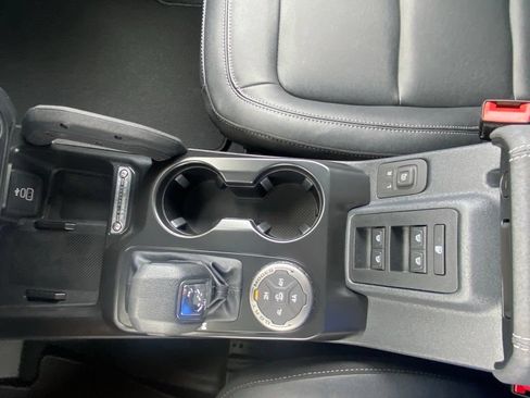 New 2026 Ford Bronco Badlands AWD/4WD image 19