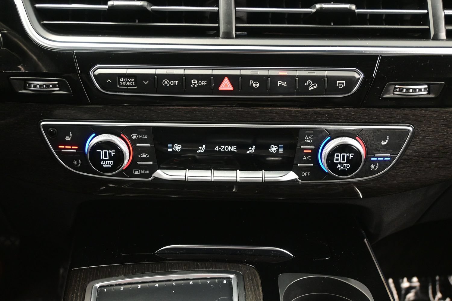 Used 2019 Audi Q7 3.0T Prestige AWD/4WD image 23