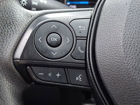 Certified 2022 Toyota RAV4 LE image 22