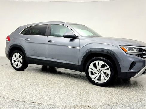 Used 2021 Volkswagen Atlas Cross Sport SEL image 3