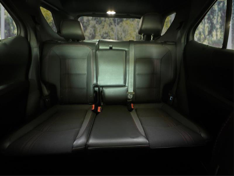 Used 2023 Chevrolet Equinox RS AWD/4WD image 15