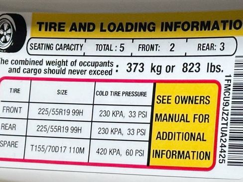 New 2026 Ford Escape Platinum w/ Class II Trailer Tow Package image 43