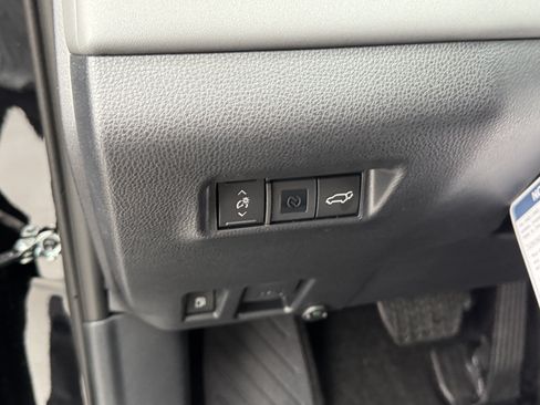 New 2026 Toyota RAV4 XSE AWD/4WD image 17