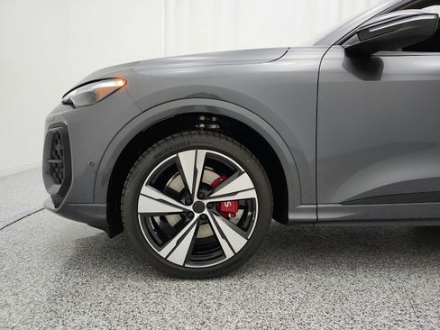 New 2026 Audi SQ5 Premium Plus AWD/4WD image 13