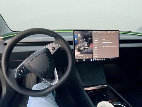 Used 2025 Tesla Model 3 Long Range RWD image 7