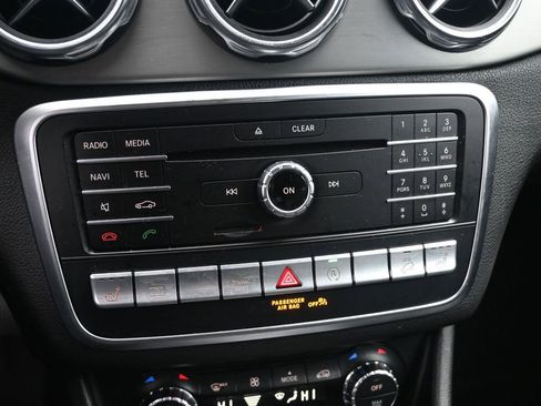 Used 2019 Mercedes-Benz GLA 250 GLA 250 image 18