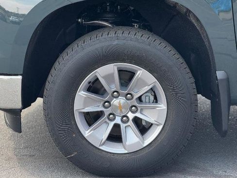 New 2026 Chevrolet Silverado 1500 LT image 17