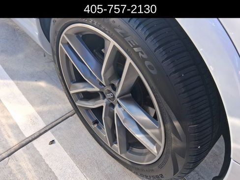 Used 2017 Audi Q7 3.0T Prestige w/ Prestige Package image 11