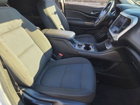 Used 2020 GMC Acadia SLE w/ Driver Convenience Package image 20