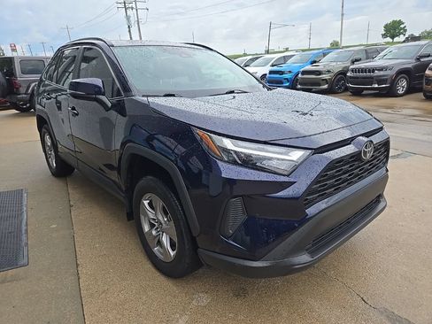Used 2025 Toyota RAV4 XLE w/ Convenience Package AWD/4WD image 14