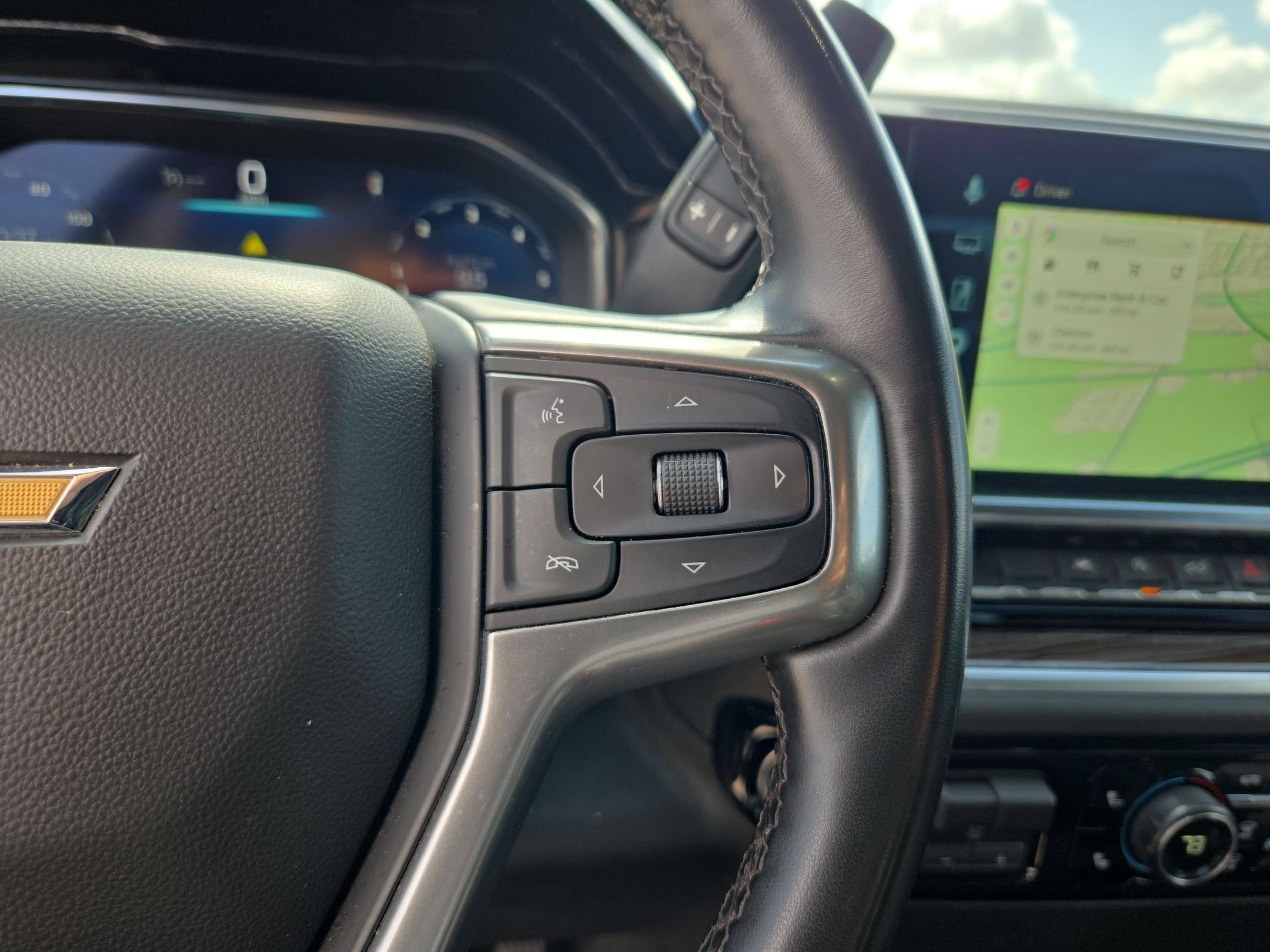 Used 2025 Chevrolet Silverado 1500 LT AWD/4WD image 21