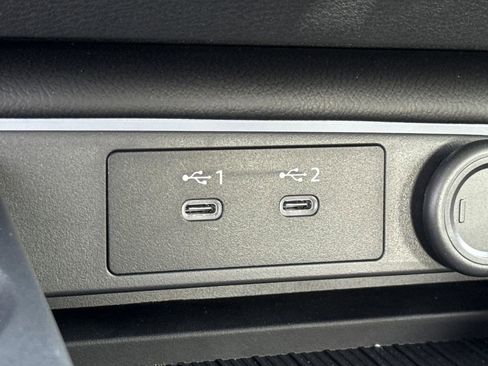 New 2026 Nissan Sentra SR w/ Floor Mat Package FWD image 17