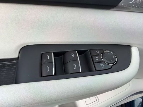 New 2026 Buick Enclave Avenir w/ Super Cruise Package image 18