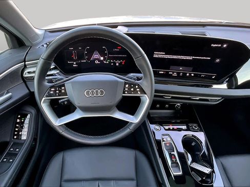 Used 2025 Audi A5 2.0T Premium Plus w/ Premium Plus AWD/4WD image 6